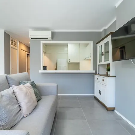 Apartment Ponent 3 *